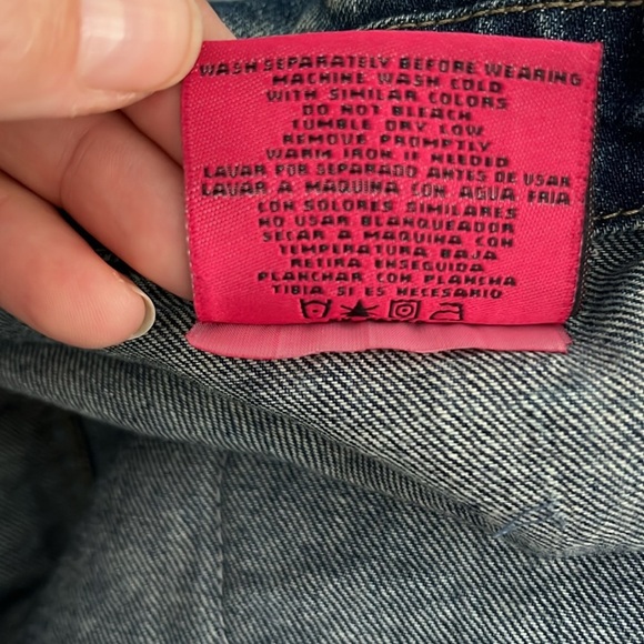 Sugar Skull Jean Jacket with Floral Decorative Embroidered Details Women’s Sz L - Picture 5 of 7